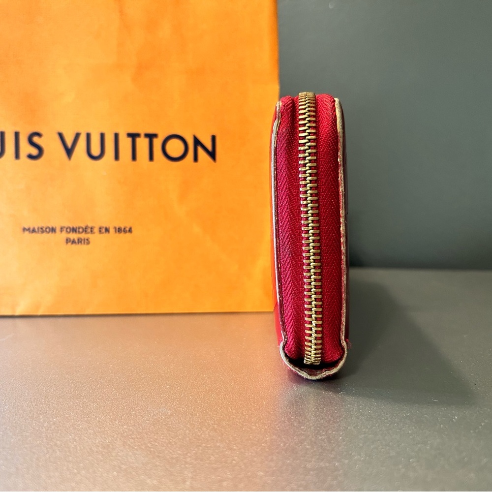 🚫SOLD🚫 Authentic LOUIS VUITTON Vernis Zippy Wallet - Picture 5 of 9